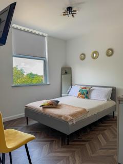 Dalston Luxe Studios, 10 minutes away from Liverpool Train Station - 9