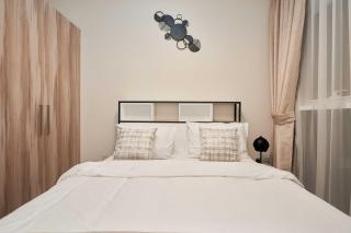 Cosy 1 Bedroom in Damac Hills | OFEX - 3
