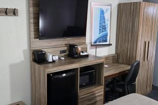 Quality Inn Ponca City - 2