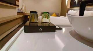 mango crystal hotel - 1