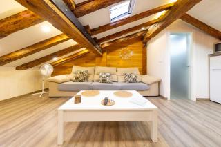 Cozy Attic in the City Center of Soria - Soria - 8