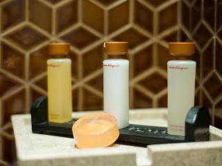 OCT Bay Breeze Hotel - 6