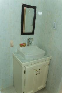 Nerv's Island House - 2