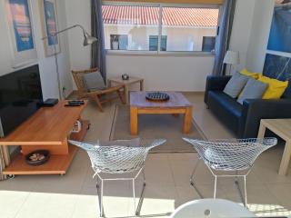 Modern apartment with sunny south facing terrace - 8