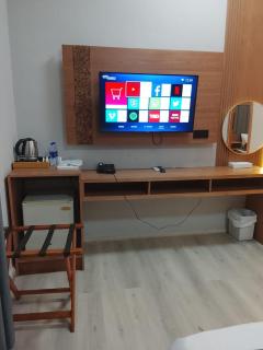 Coral Bay Suite Hotel - 7