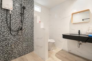 Goldena Pool Villa Nakhon Nayok - 3