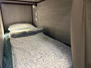 Lesbase Female 8-Bed Room - 1