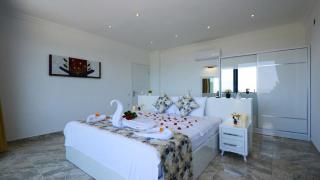 2 Bedroom Villa Private indoor outdoor pool and jakuzzi - 7