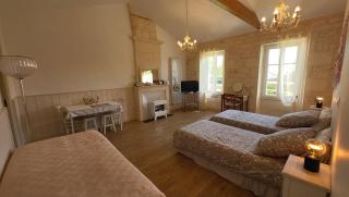 ENTRE PIERRE ET BOIS - 1