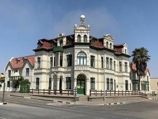 Hohenzollern Unit 3 Historic Charm - 2