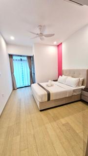 Crystal Suite Eaton KLCC - 3