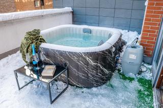 Grand Terrace Jacuzzi Penthouse Rooftop - 7