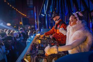 Renovated 2 BR Condo w Hot Tub -Mountain Views! - 3