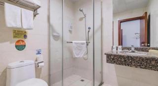 GreenTree Inn Beijing South Railway Station Tiantan Puhuangyu - 4