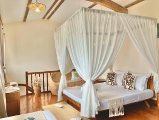 La Colombine Appart'Hôtel - 0