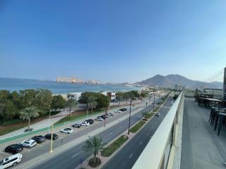 Coral Bay 2 Bedroom Flat - 0