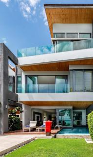 Absolute Beachfront Villa 3-Bedroom in Rawai - 4