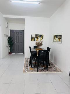 ROHA Homestay - 1
