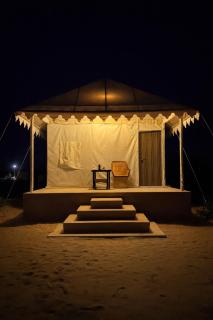 CAMP PREMIUM IN resort - 0