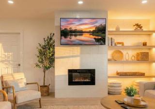 Spacious 4BR Oasis with Pool Near Anna Maria Island - 9