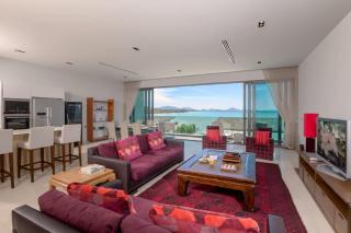 4-Bed Villa-Sweeping Sunrise View over Chalong Bay - 9