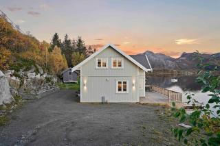 Unik sjøhytte i Lofoten - 4