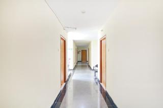 Hotel O by OYO Hitech inn - 8