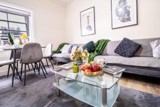 Luxury 2 Bed Apartment in the Heart of Mayfair Your Stylish London Retreat 4th floor no lift - 7