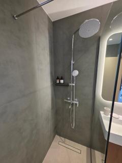 Velithea Luxury Suites - 4