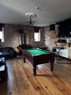 Ecclefechan Hotel - 1