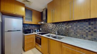 Iris Blue - Neat One Bedroom - 9