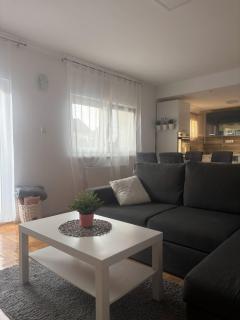 Apartman Loni , Belišće - 0