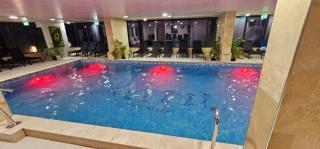 Azizi Studio Pool & Spa Resort Piscina Incalzita - 1