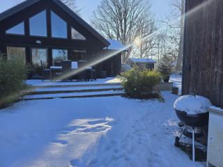 Newly built cottages with jacuzzy and sauna - 0