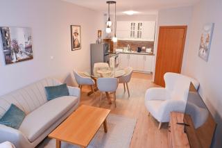 2 Luxurious one bedroom apartments 5 minute walk from the Gondola station - 4