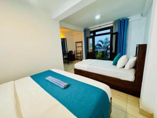 Silanway Holiday Inn - 4