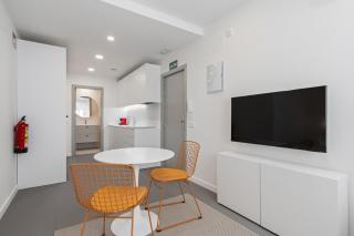 Confort y Ubicación en Madrid - Santero Suites - 4