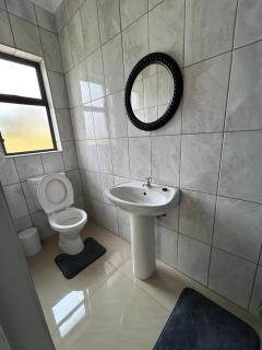 Pwake Luna Guesthouse - 4