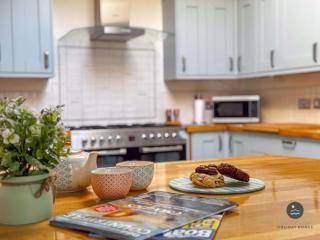 Cornerstone Cottage - Harbourside Retreat - 2