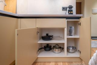 New 2026 Design Apartments with Free Parking - 5