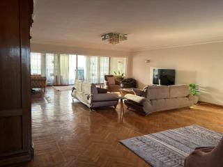 Exclusive 3BR Rooftop Retreat Nile and Pyramids Views Maadi Prime location - Cairo - 3