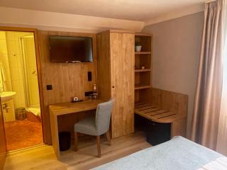 Hotel "Pension Marlis" - 9