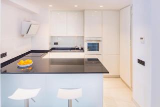 Marbella Beachside Apartment - Tennis & Golf - 3