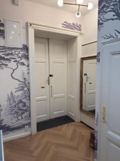 City Center Apartments near Synagogue - 9