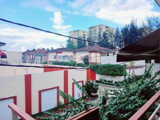 Villa meublée à 3 pièces calme & sécurisée à Modeste - 1