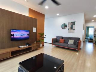 Eden 8pax 3Rooms apartment near Kuching Airport - 0