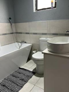 Fourteen38 Mews Guesthouse - 3