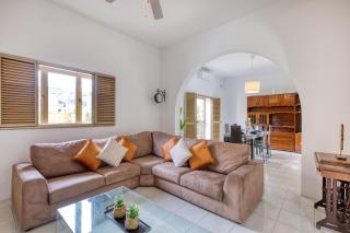 Luxury Villa Private pool BBQ & 5star amenities - 9