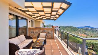 6 Bedroom Kalkan villa with Seaviews - 5 min Drive to the town - 1