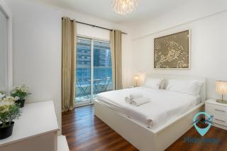 1BR Cozy and Bright Dubai Marina - 4